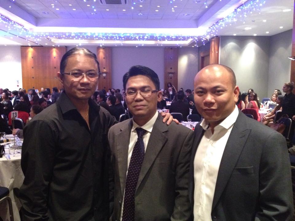 (At my right is Jo Penados, a professional photographer and at my left is brod Gilson Bautista)